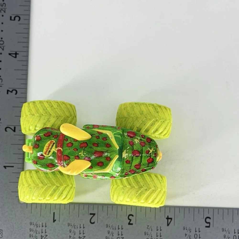Monster Jam Zombie Invasion Mutt Dalmatian 1:64 Diecast Truck Rare HTF